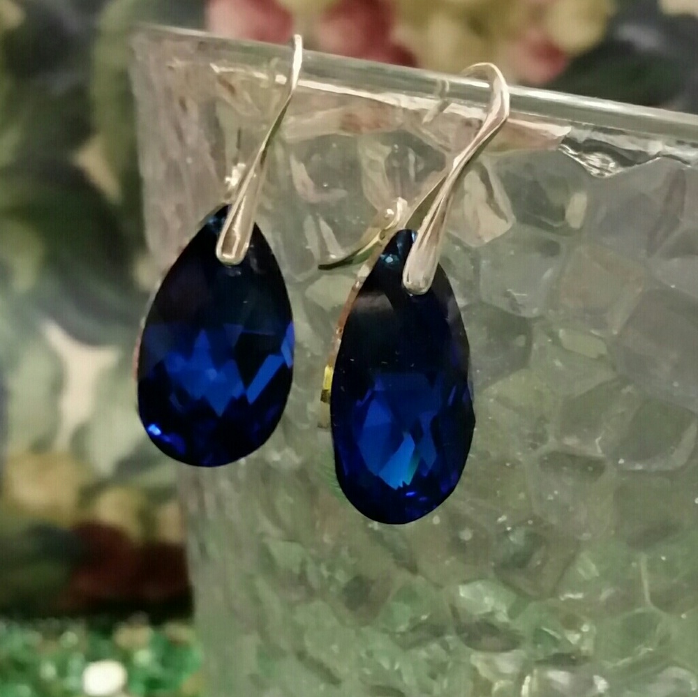 .925 22 mm Pear Swarovski Leverback Earrings - Picture 3 of 8